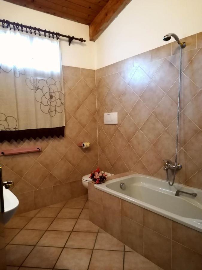 Agriturismo Botro Pulicciano Bagian luar foto