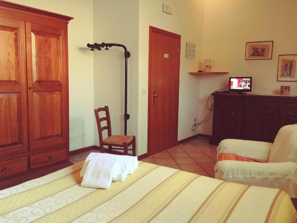 Agriturismo Botro Pulicciano Bagian luar foto