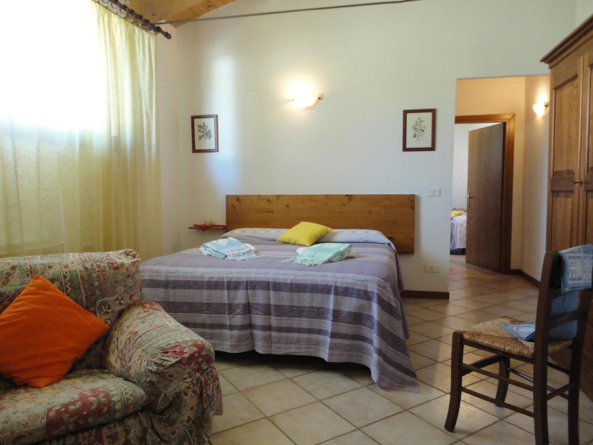 Agriturismo Botro Pulicciano Bagian luar foto
